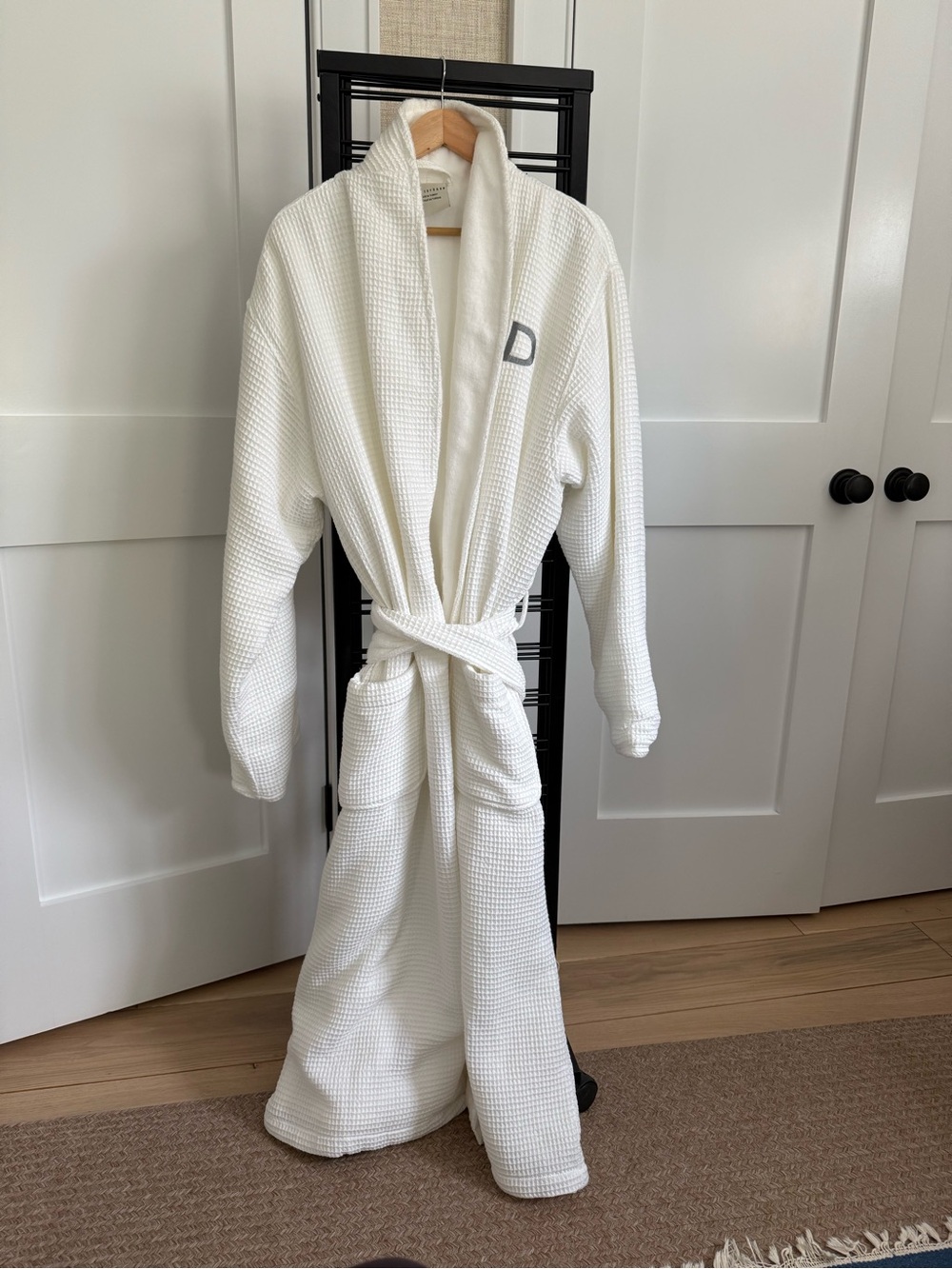 Pottery Barn Waffle Weave Resort Robe - Picture 5 of 9